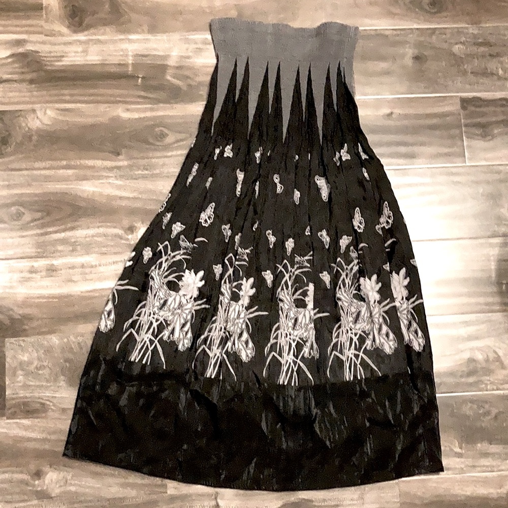 NWOT Strapless Dress